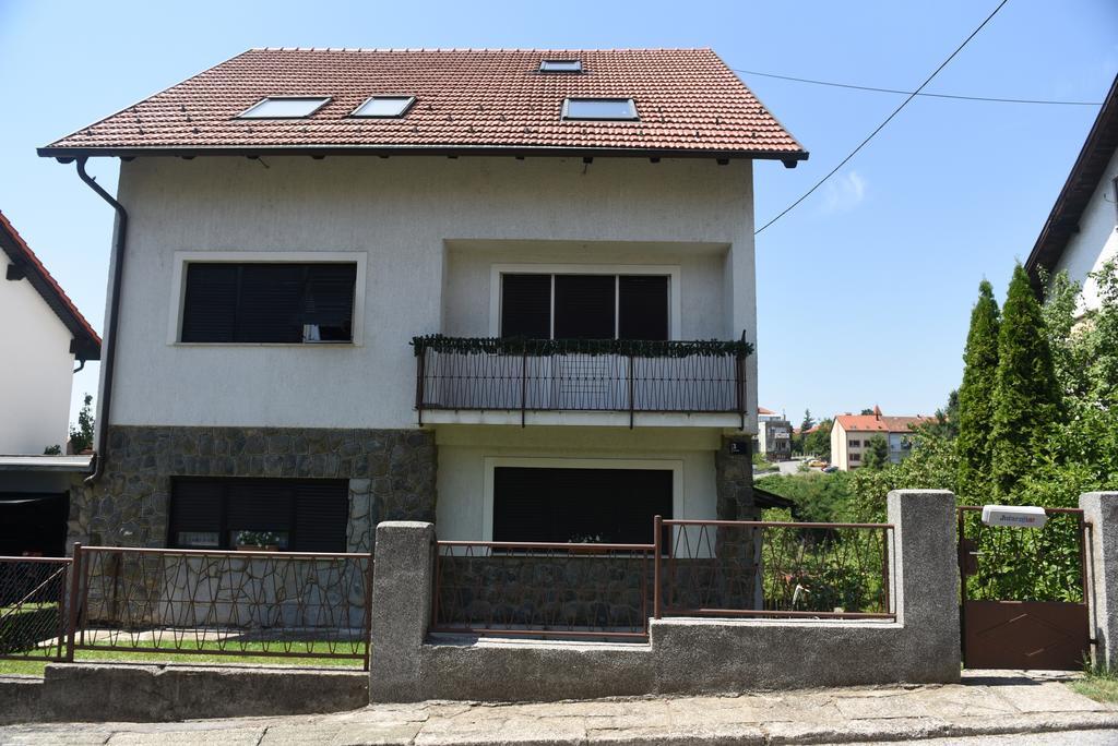Apartmani Hitrec 자그레브 외부 사진